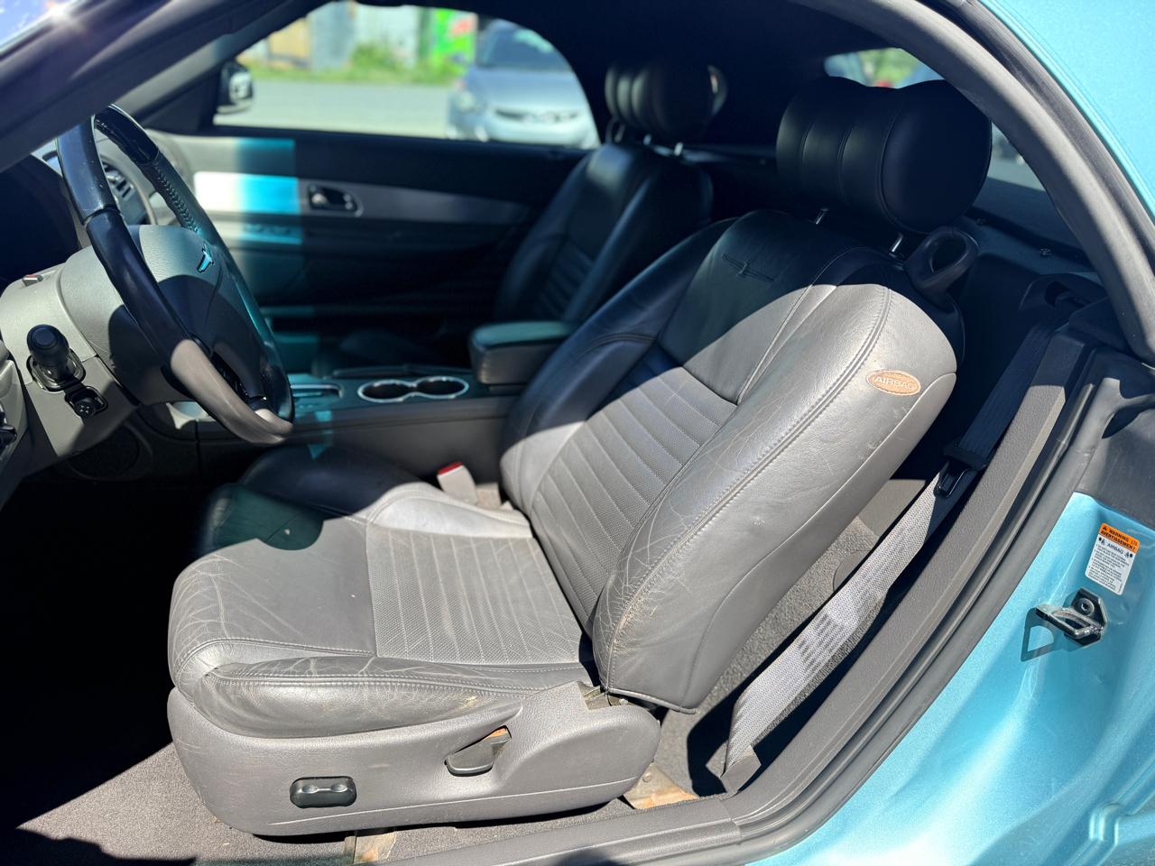 Ford Thunderbird Deluxe 2002