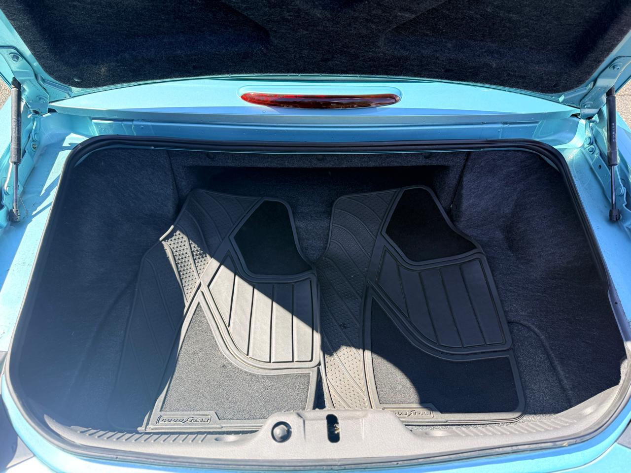 Ford Thunderbird Deluxe 2002