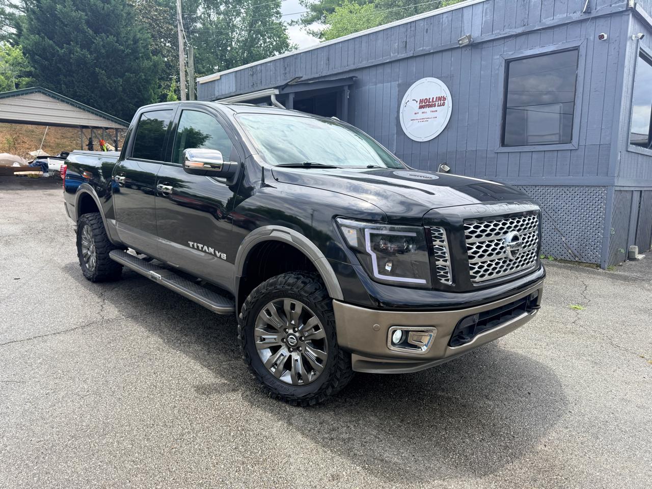Nissan Titan Platinum Reserve Crew Cab 4WD 2018
