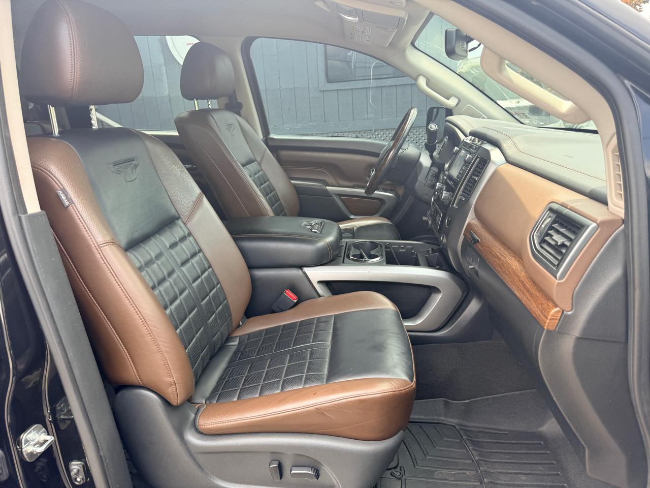 Nissan Titan Platinum Reserve Crew Cab 4WD 2018