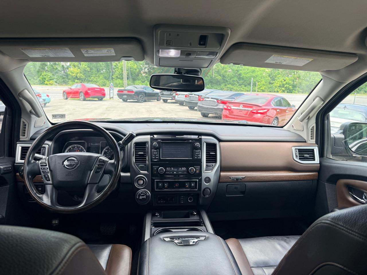Nissan Titan Platinum Reserve Crew Cab 4WD 2018