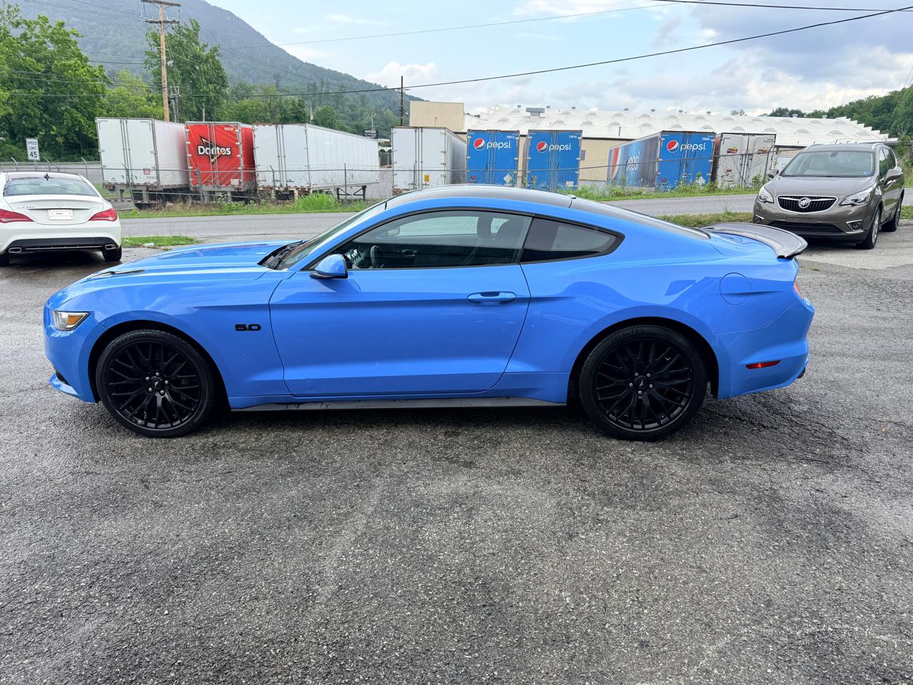 Ford Mustang GT Coupe 2017
