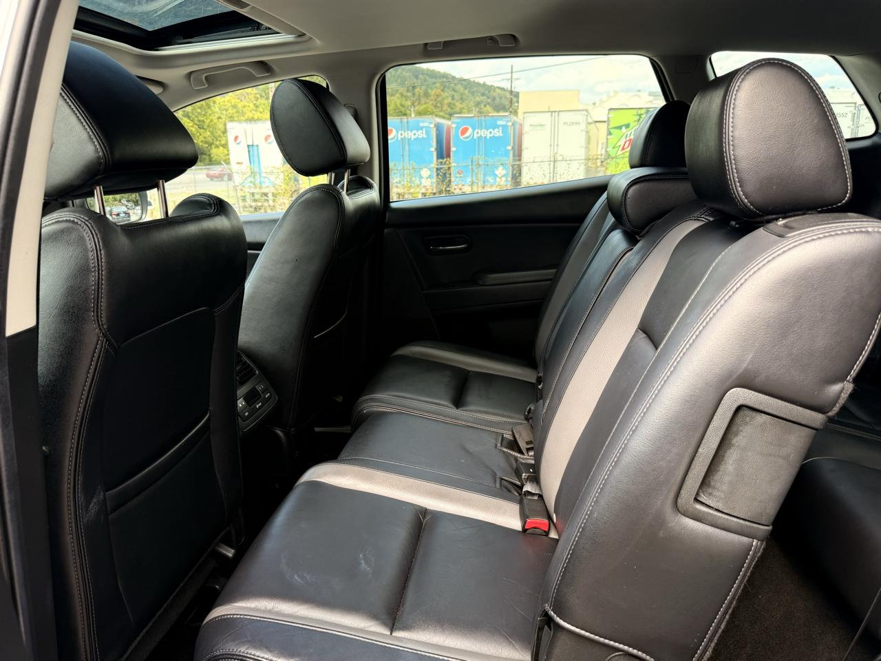 Mazda CX-9 FWD 4dr Touring 2011