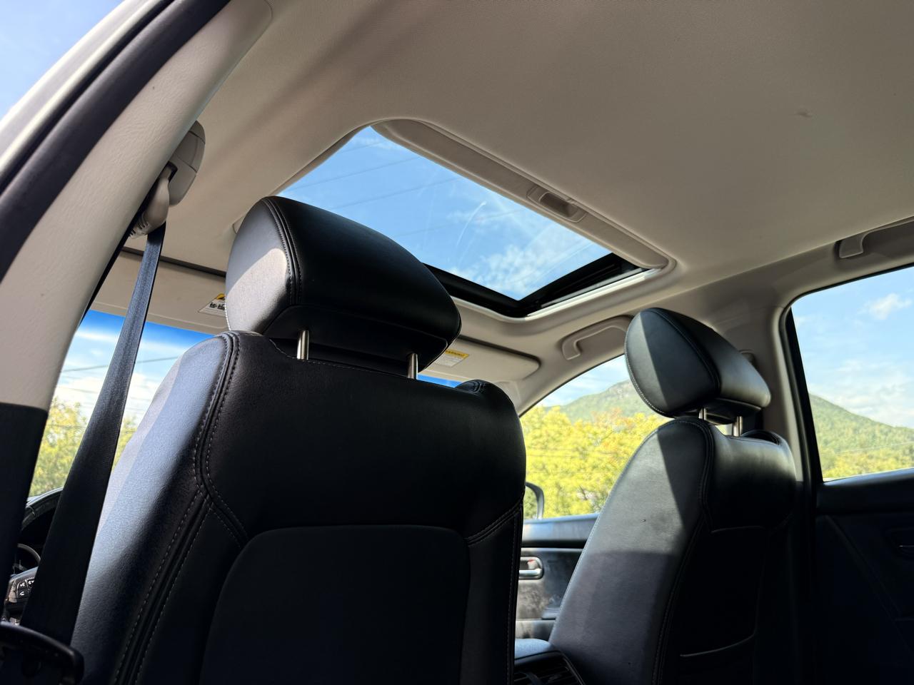 Mazda CX-9 FWD 4dr Touring 2011