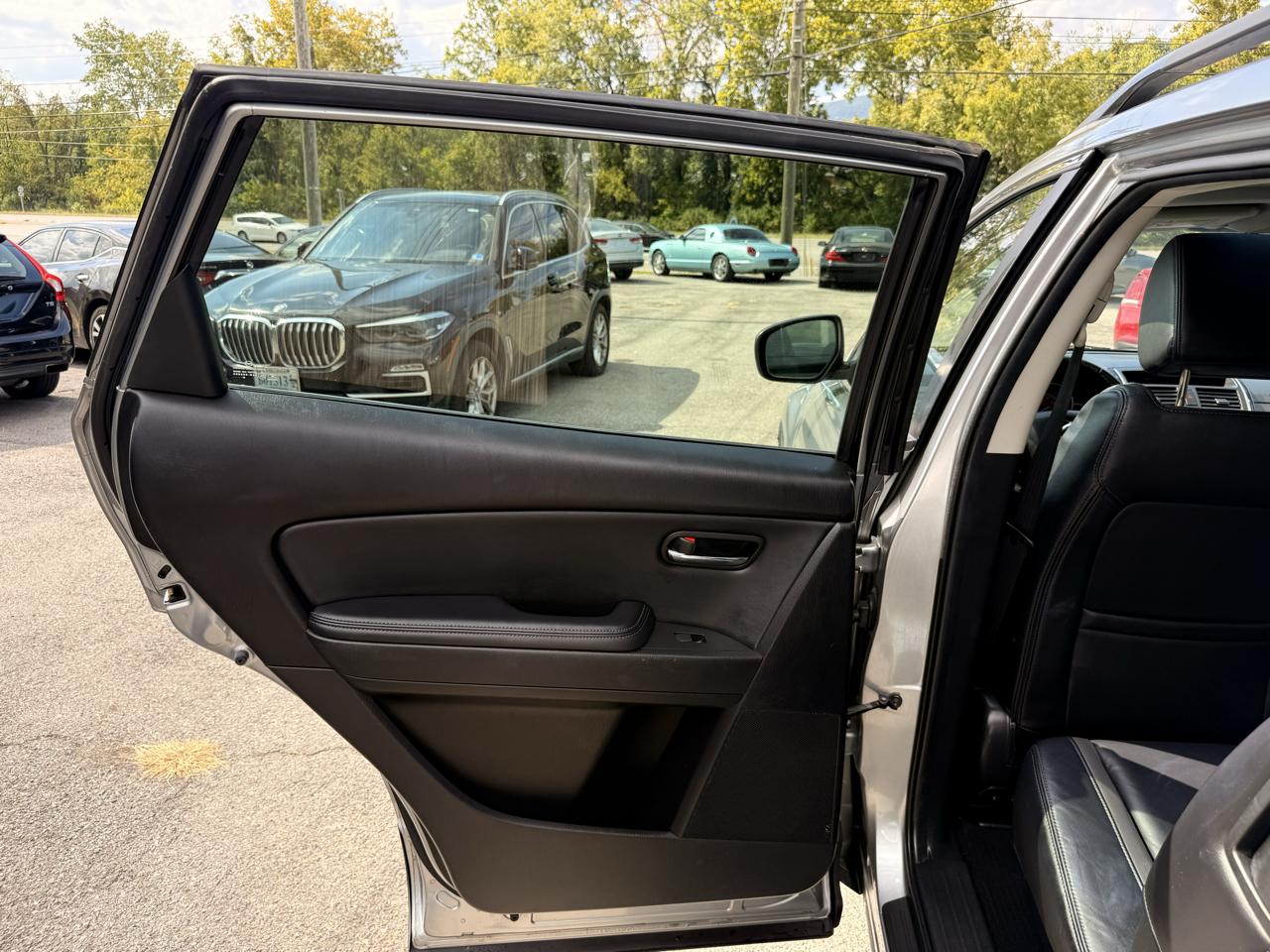 Mazda CX-9 FWD 4dr Touring 2011