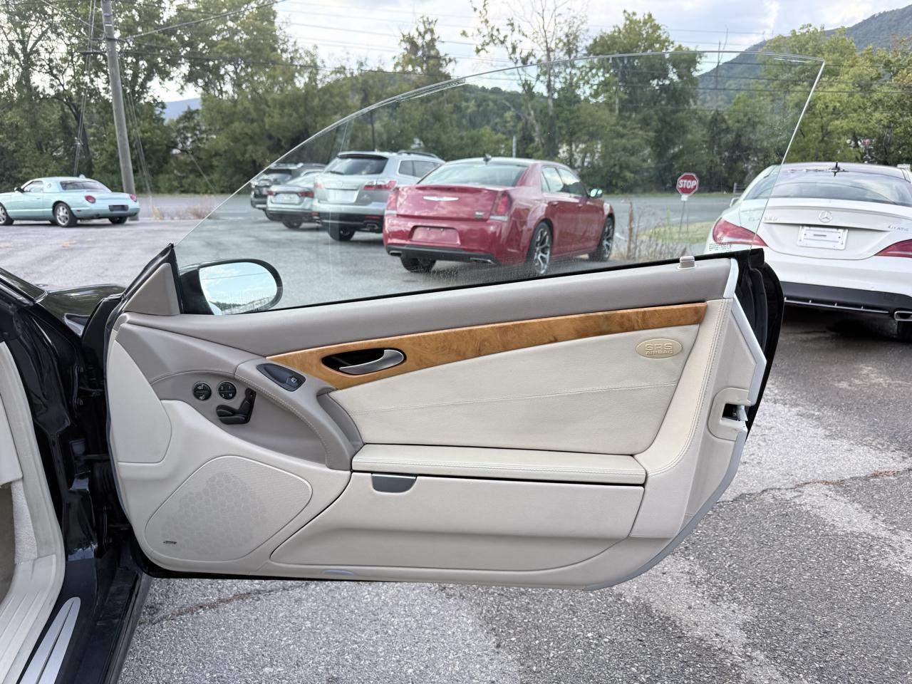 Mercedes-Benz 500SL  2004