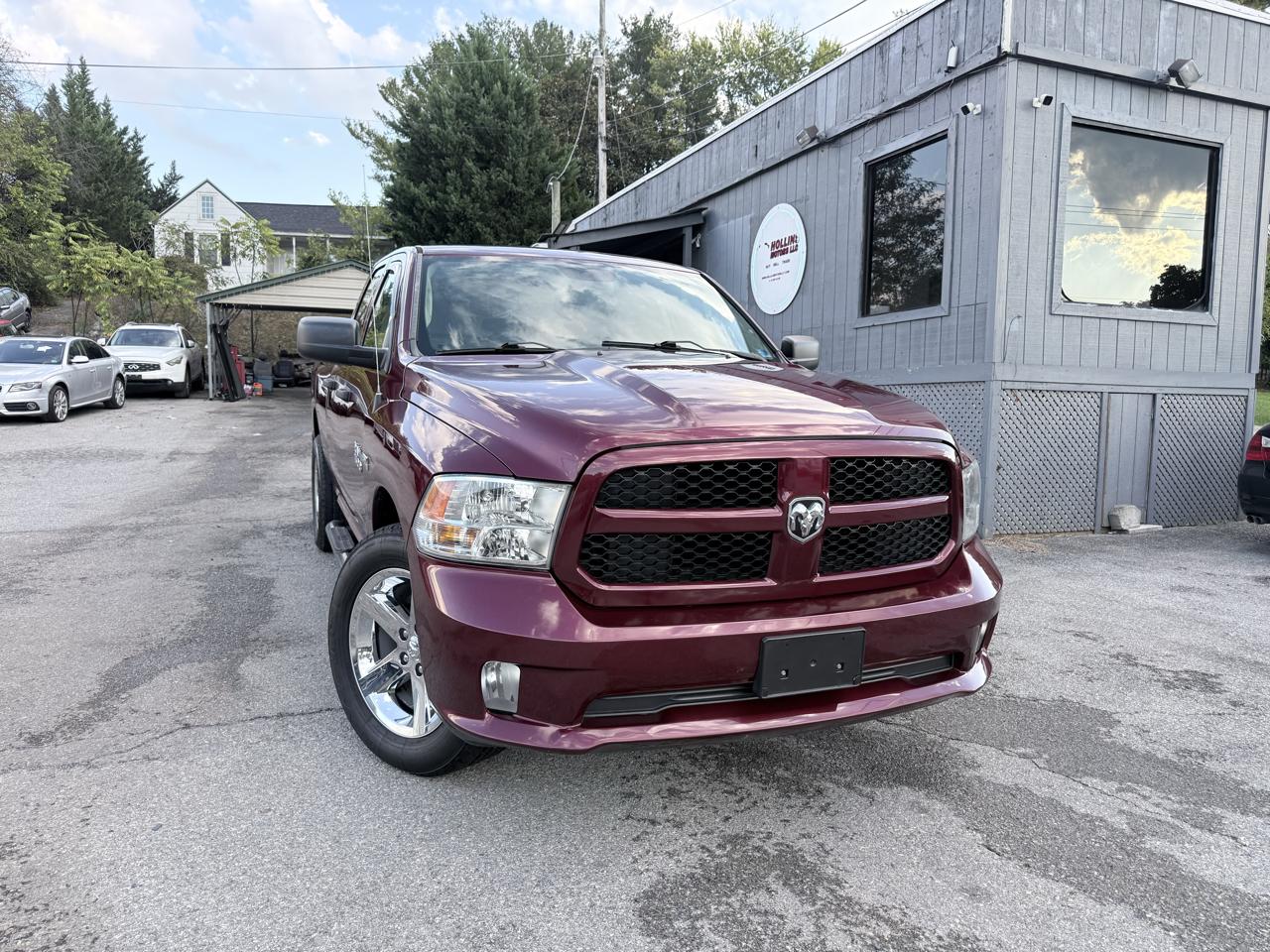 RAM 1500 4WD Quad Cab 140.5" ST 2016