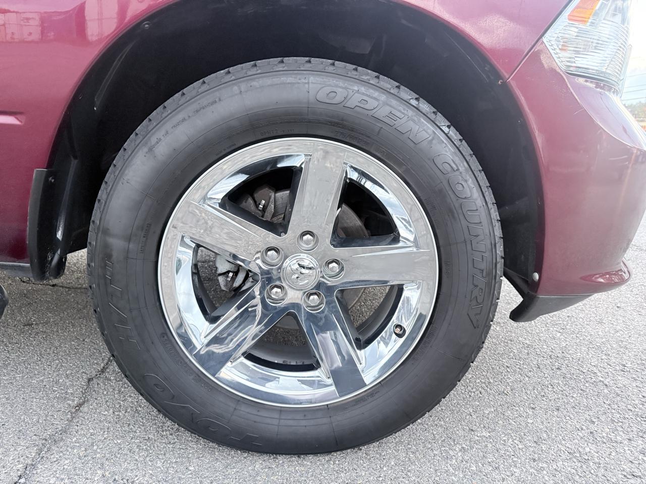 RAM 1500 4WD Quad Cab 140.5" ST 2016