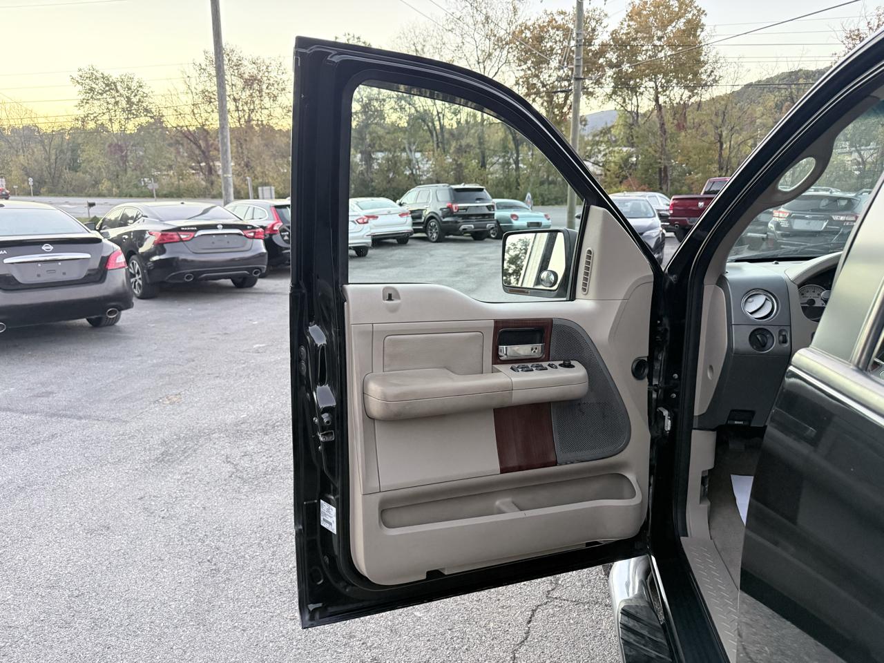 Ford F-150 FX4 SuperCrew 4WD 2005