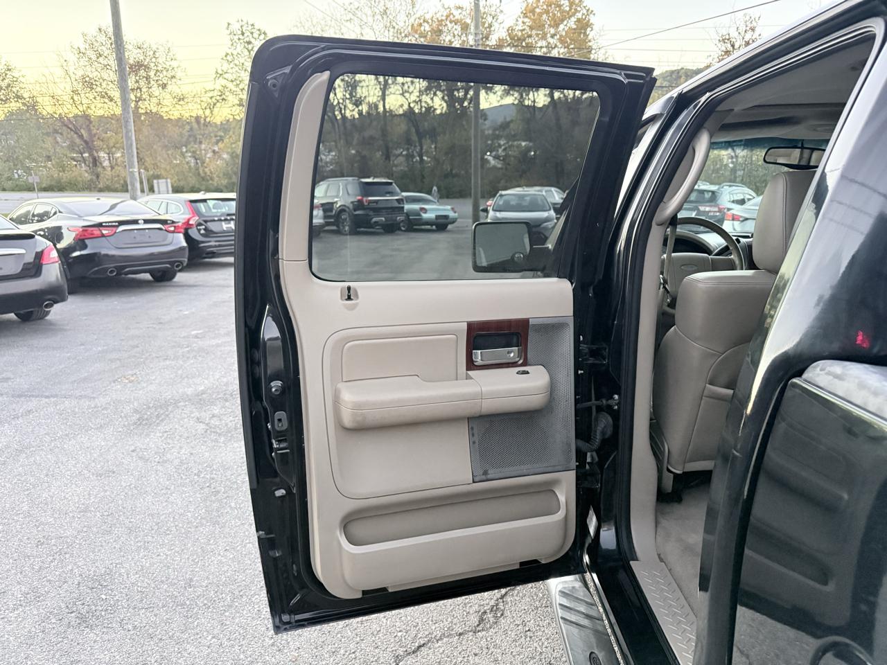 Ford F-150 FX4 SuperCrew 4WD 2005