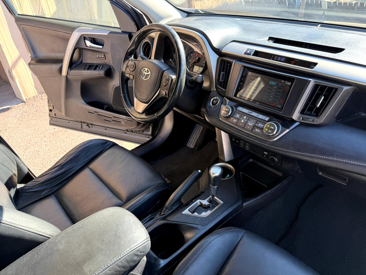 Toyota RAV4  2014 Toyota RAV4  2014