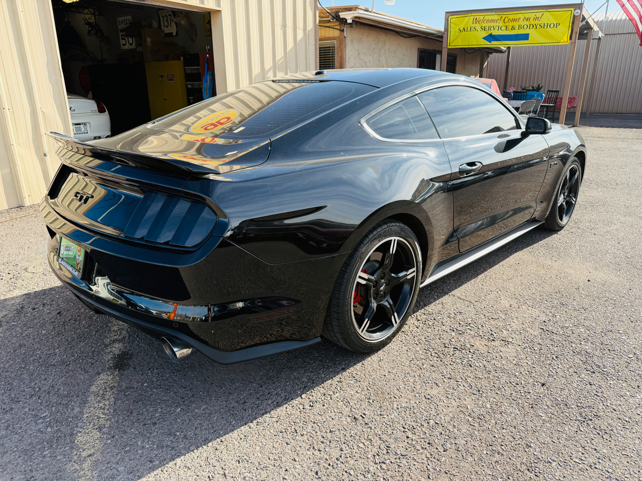 Ford Mustang  2017 Ford Mustang  2017