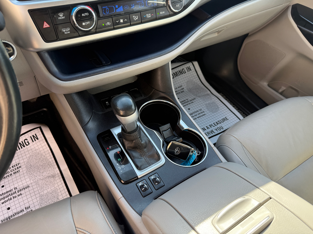 Toyota Highlander  2016 Toyota Highlander  2016