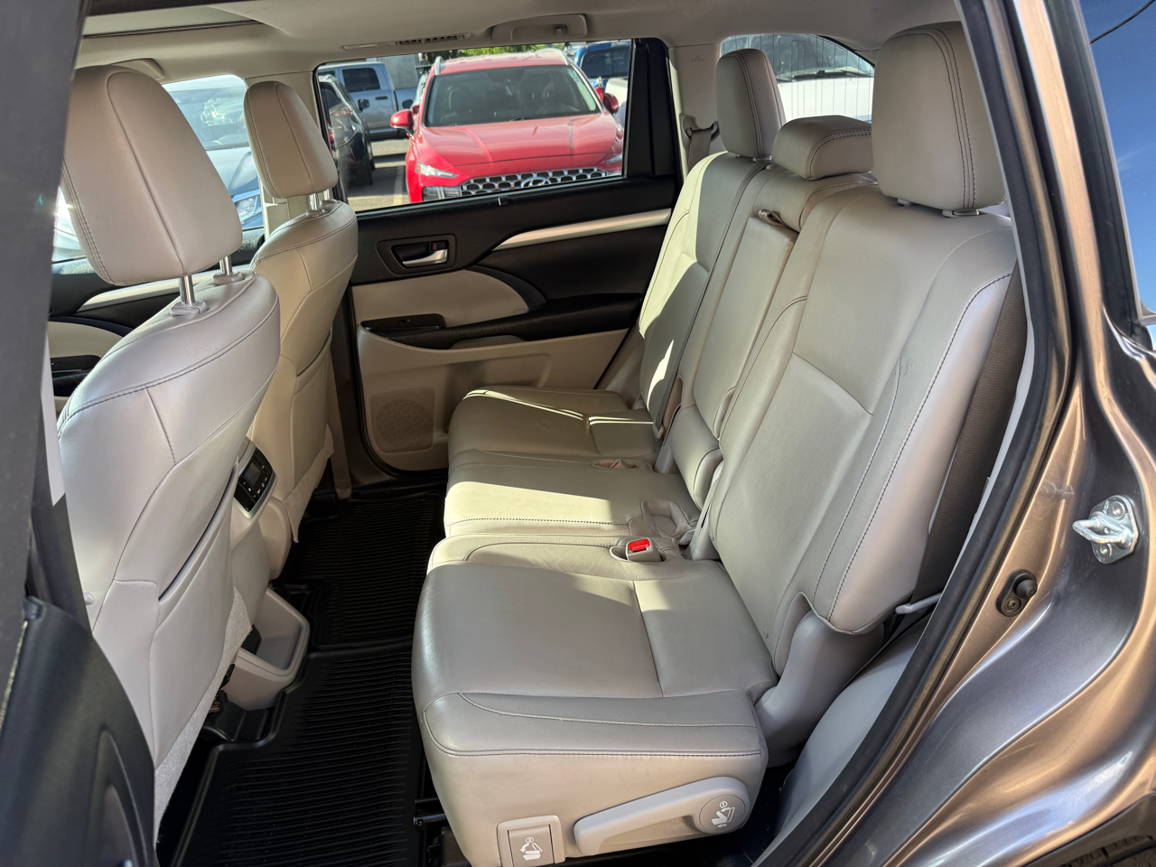 Toyota Highlander  2016 Toyota Highlander  2016