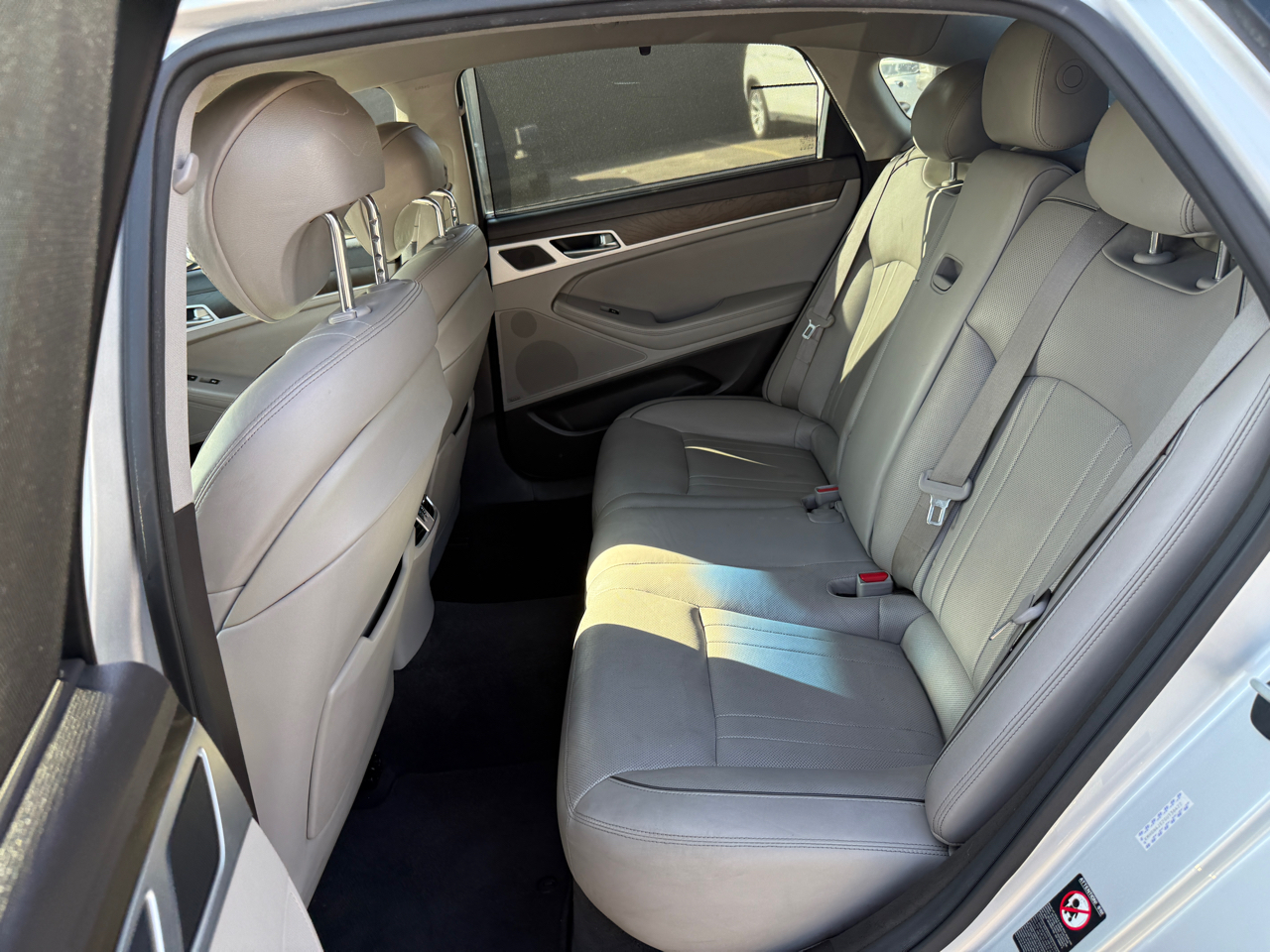 Hyundai Genesis  2016 Hyundai Genesis  2016