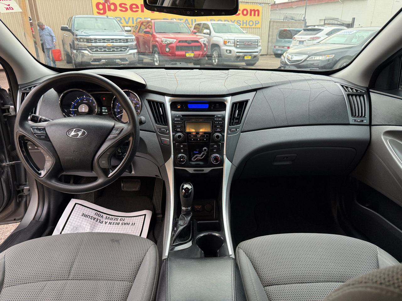 Hyundai Sonata  2013