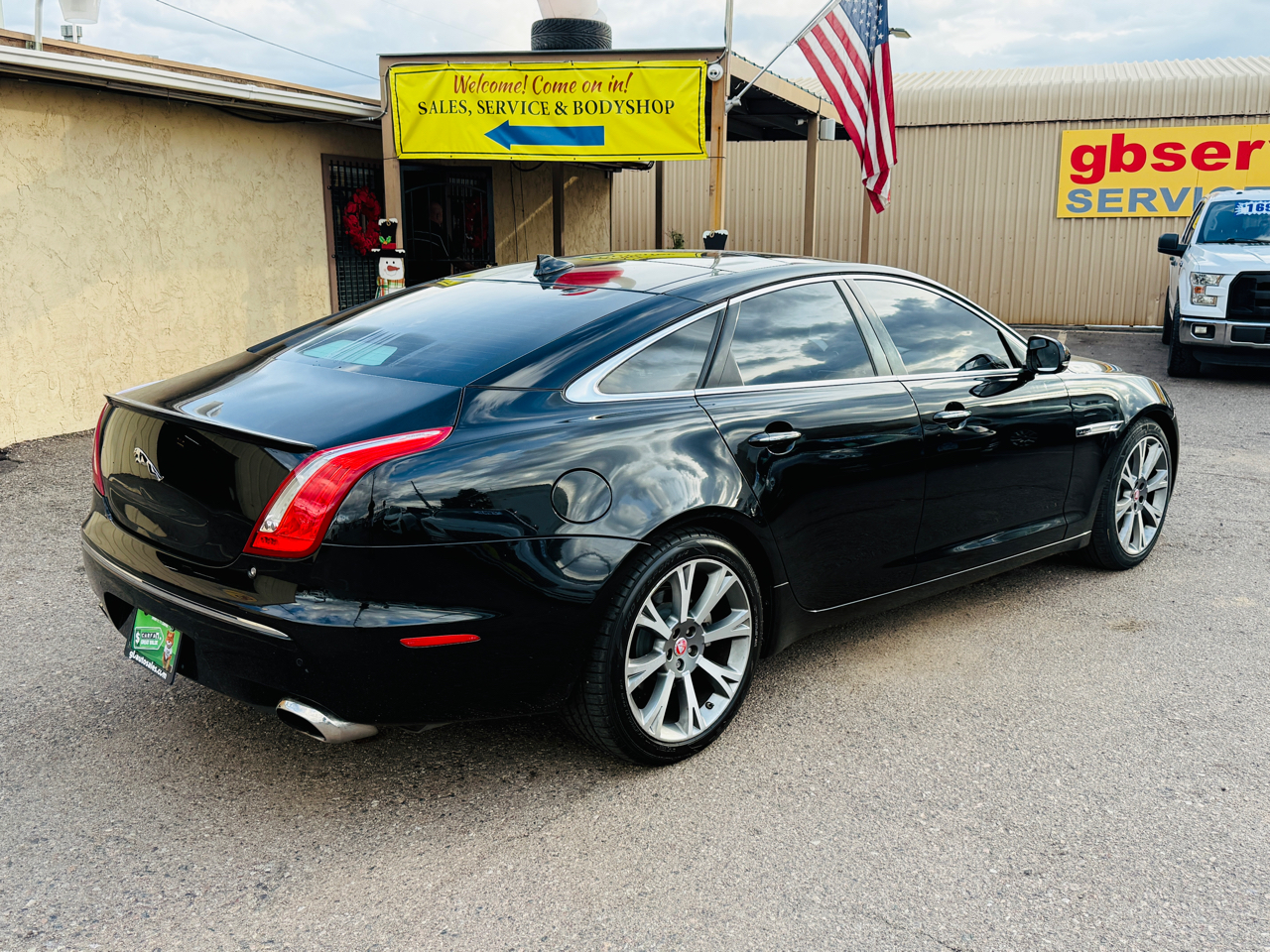 Jaguar XJ-Series  2015