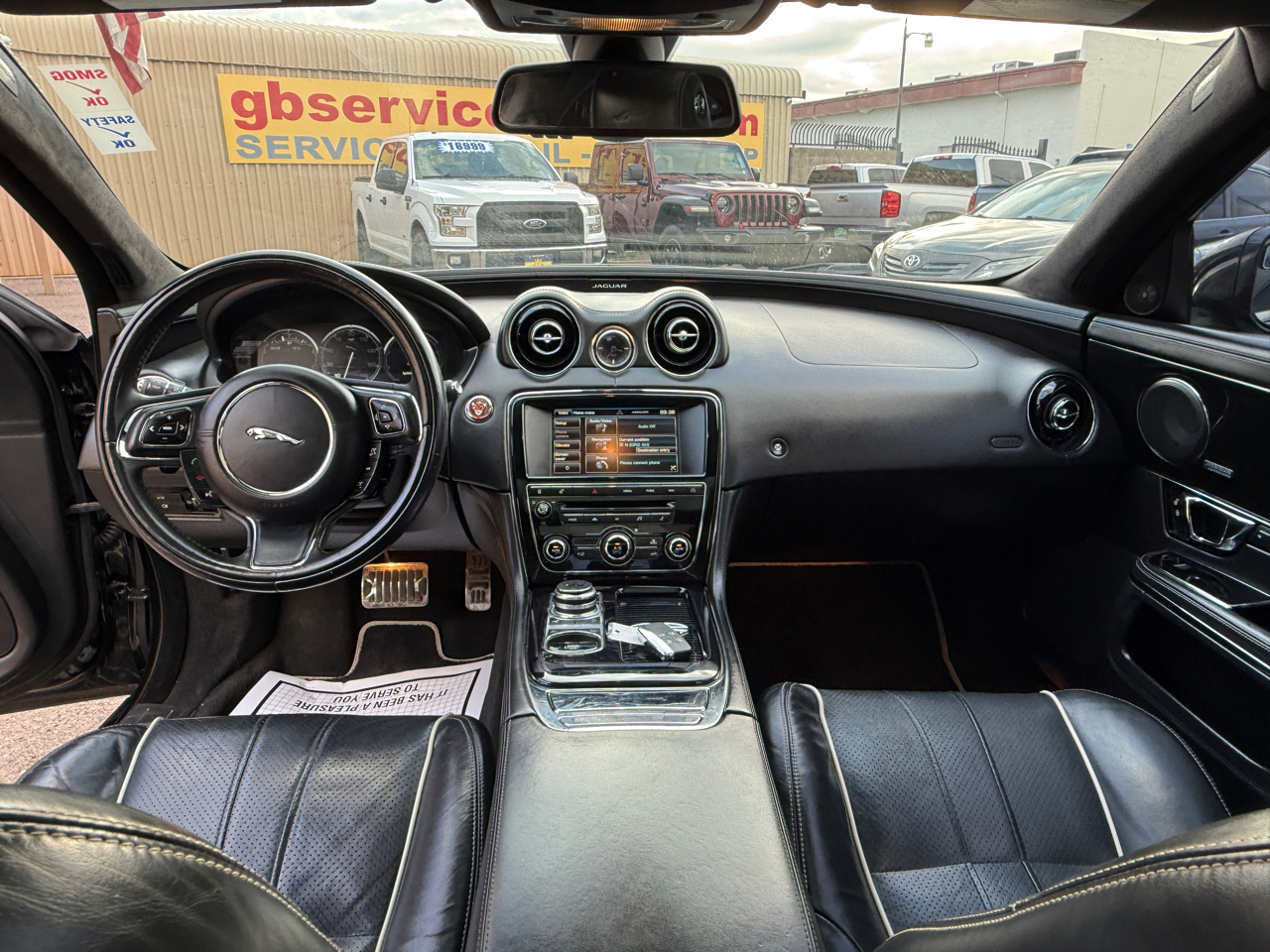 Jaguar XJ-Series  2015