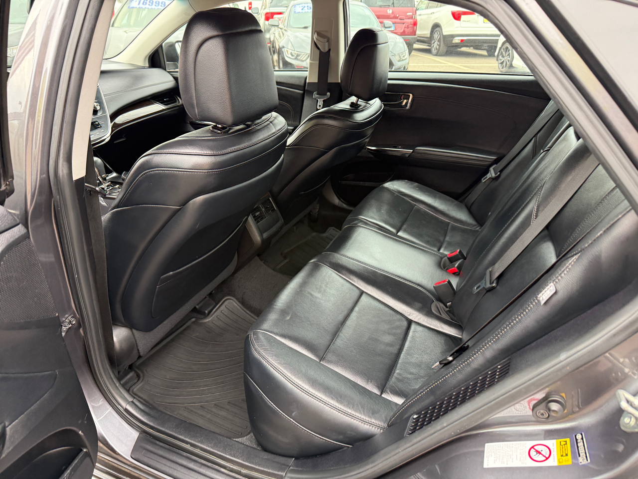 Toyota Avalon Hybrid  2014