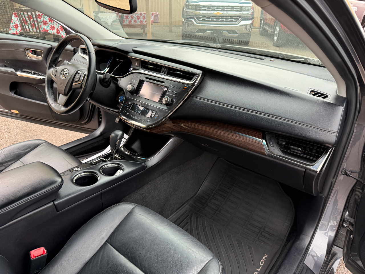 Toyota Avalon Hybrid  2014