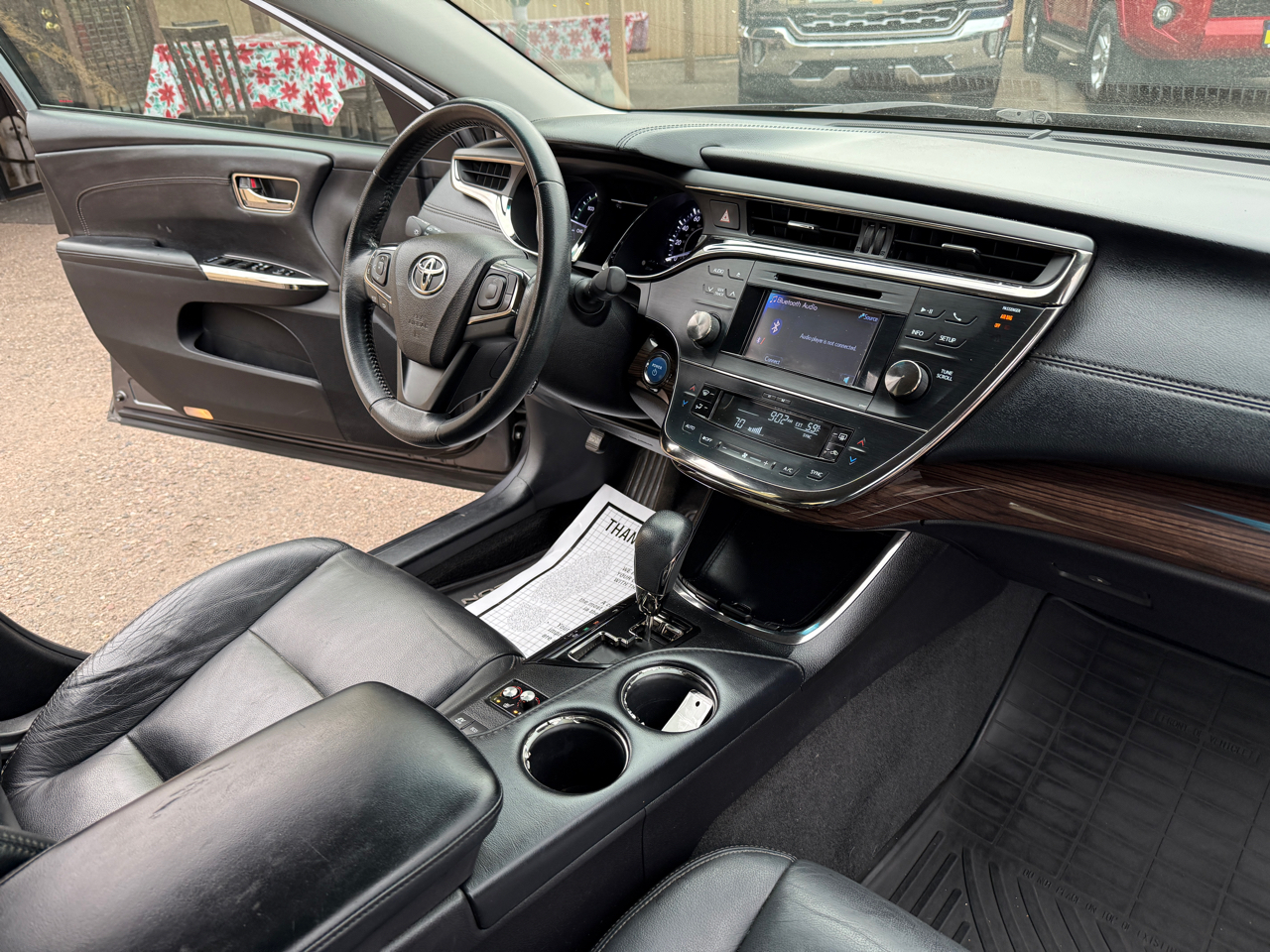 Toyota Avalon Hybrid  2014