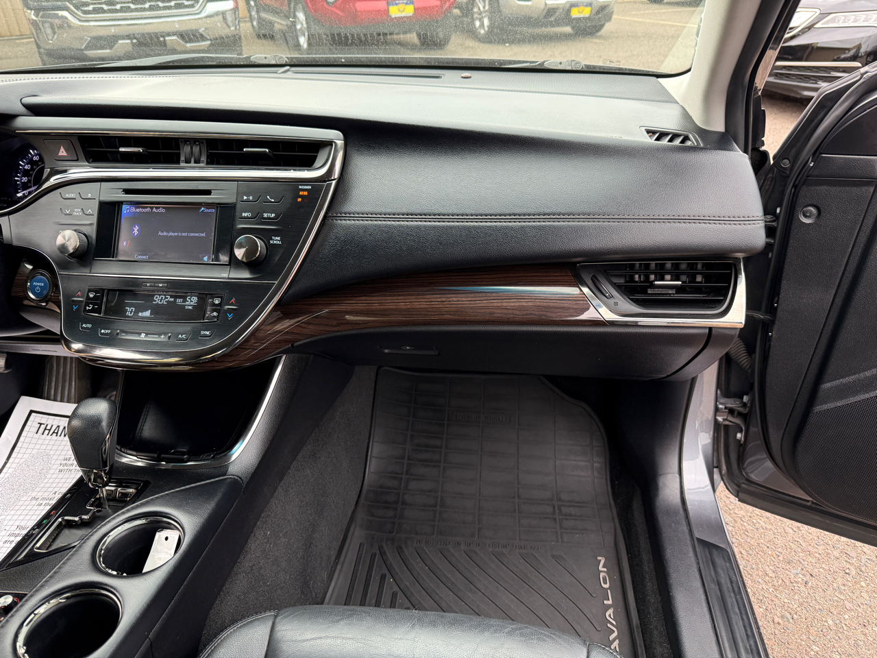 Toyota Avalon Hybrid  2014