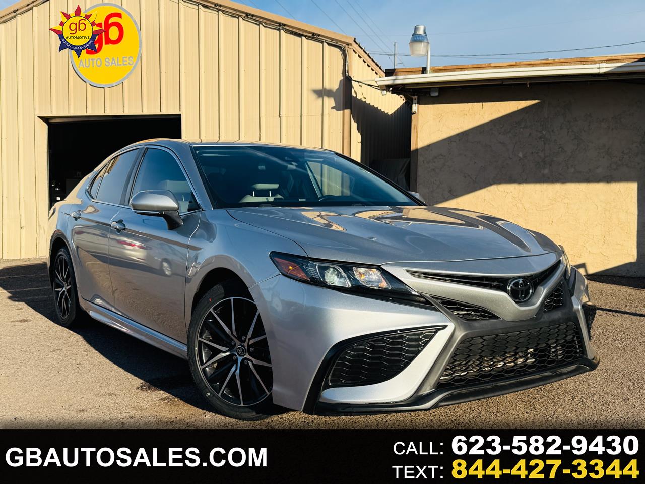 2022 Toyota Camry SE