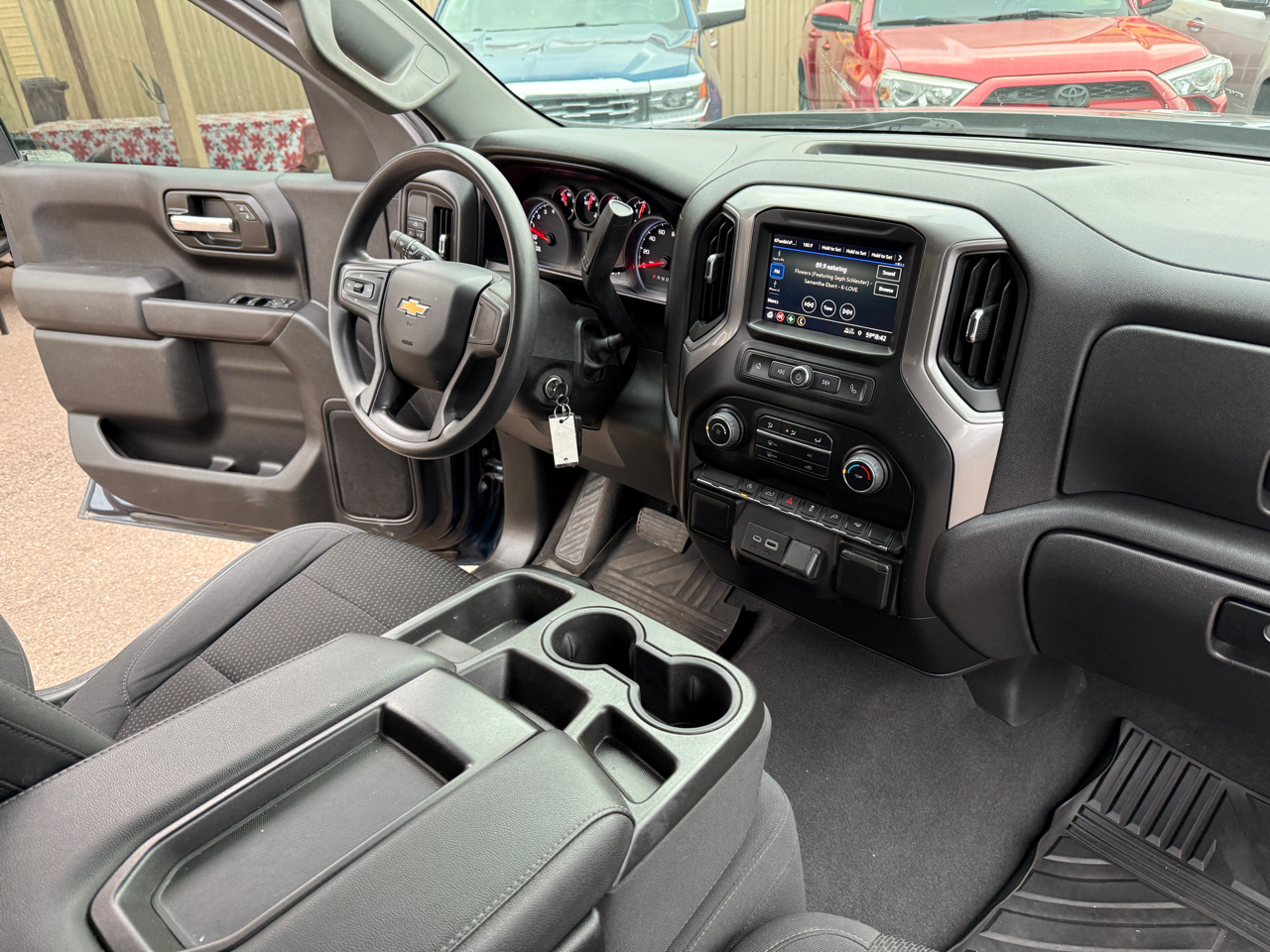 Chevrolet Silverado 1500  2021