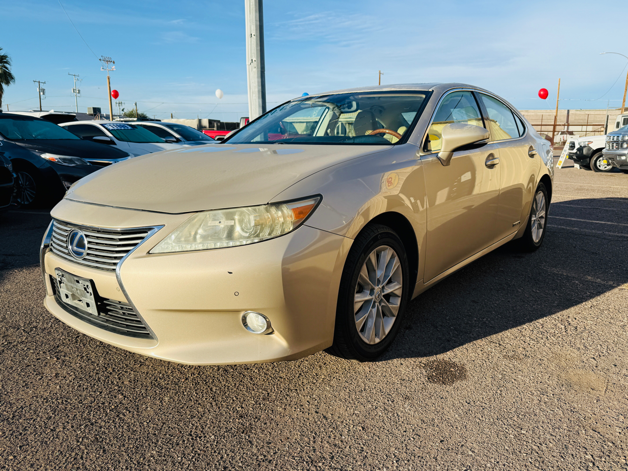 Lexus ES 300h  2013
