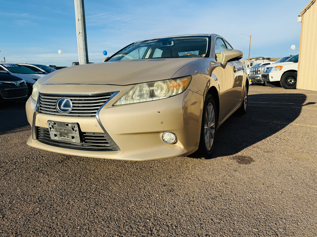 Lexus ES 300h  2013