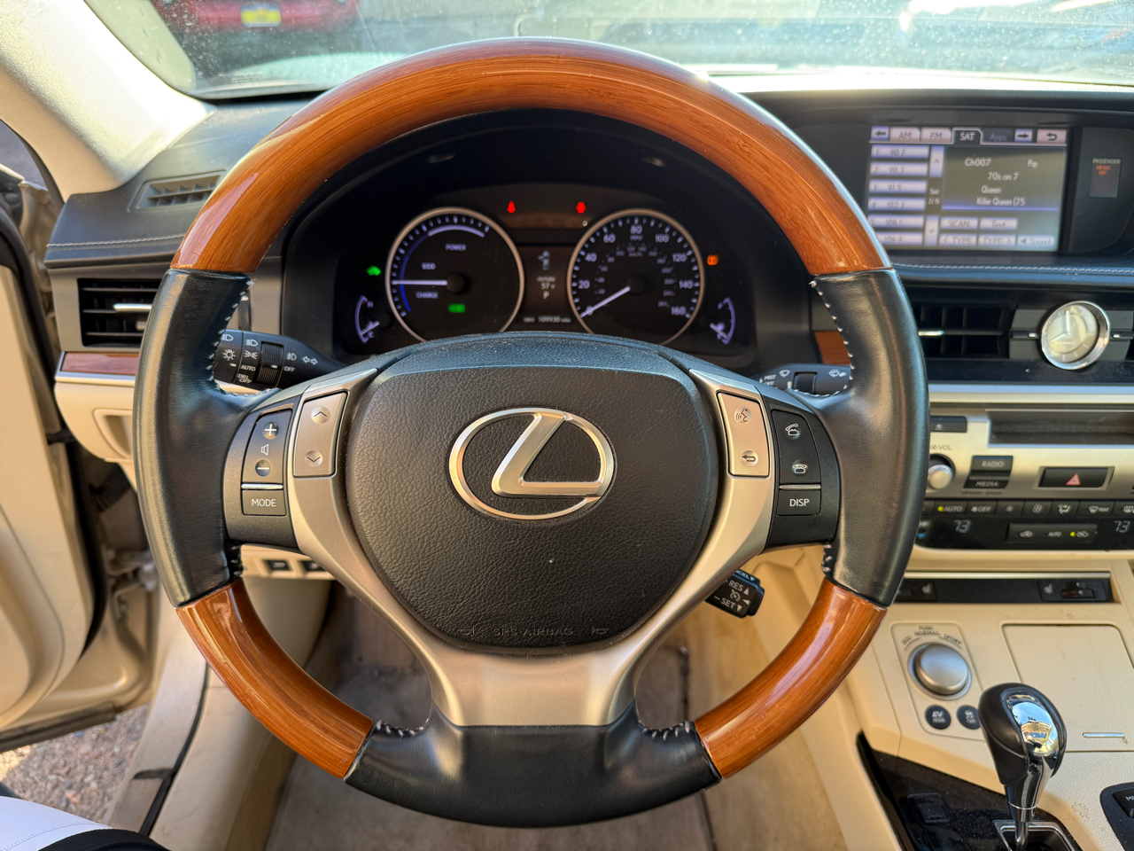 Lexus ES 300h  2013