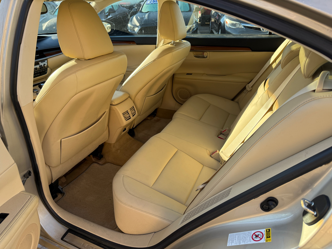Lexus ES 300h  2013