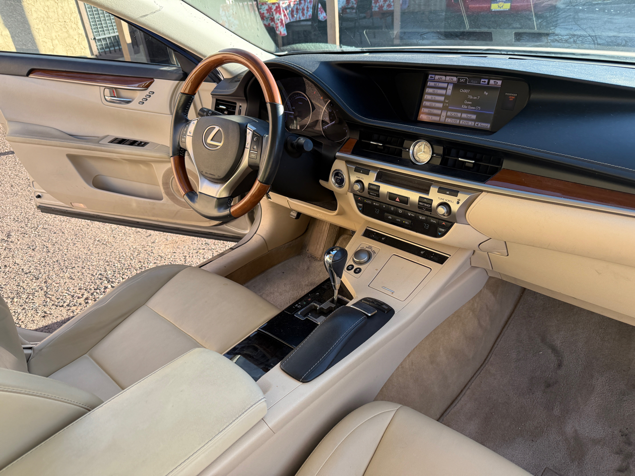 Lexus ES 300h  2013