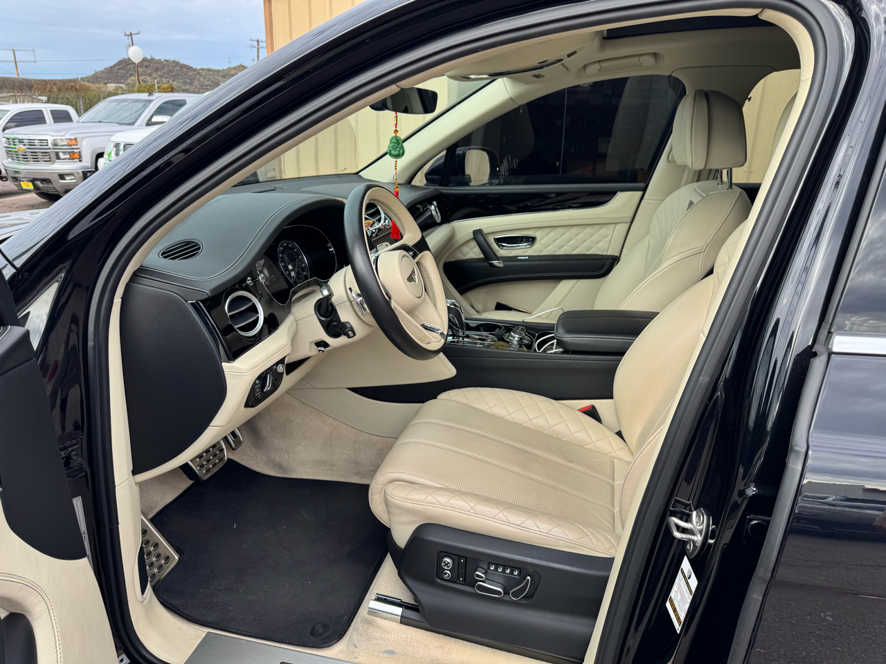 Bentley Bentayga  2017