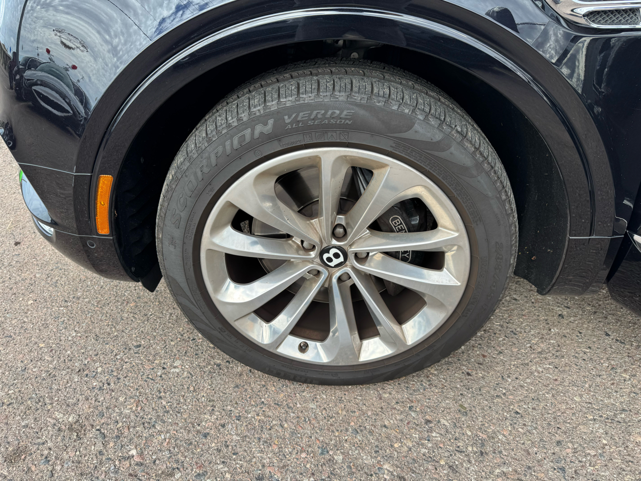 Bentley Bentayga  2017