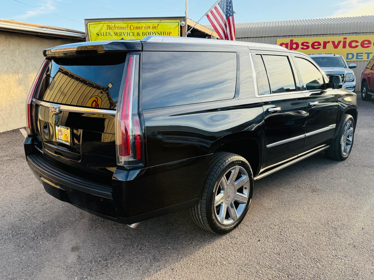 Cadillac Escalade  2016