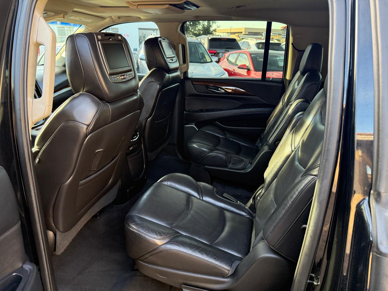 Cadillac Escalade  2016