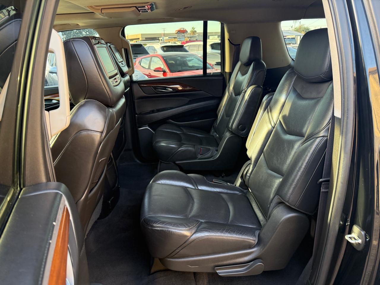 Cadillac Escalade  2016