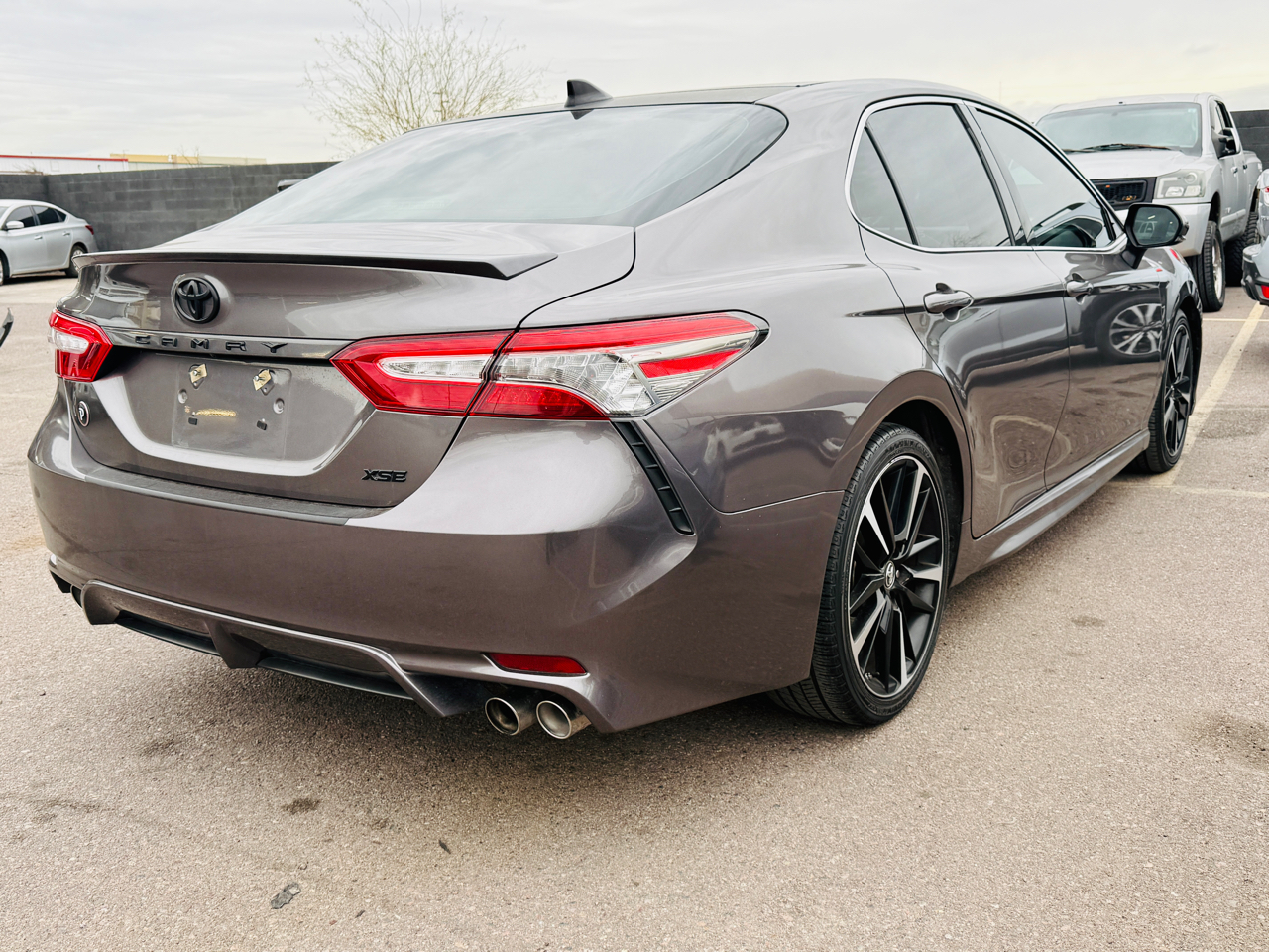 Toyota Camry  2019