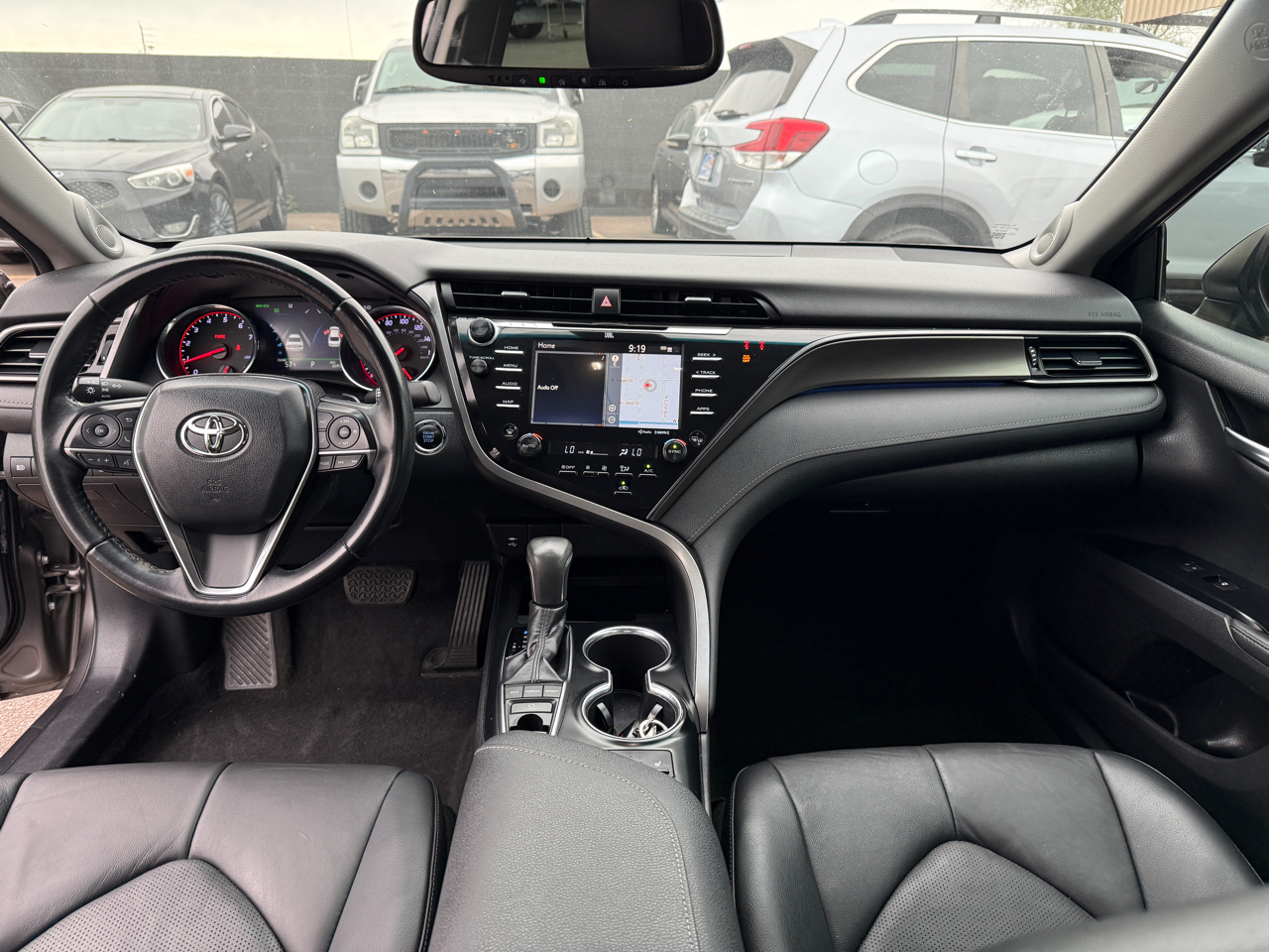 Toyota Camry  2019