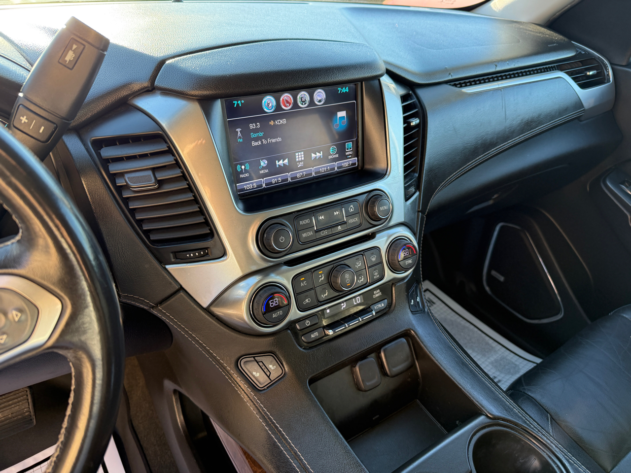 Chevrolet Tahoe  2018