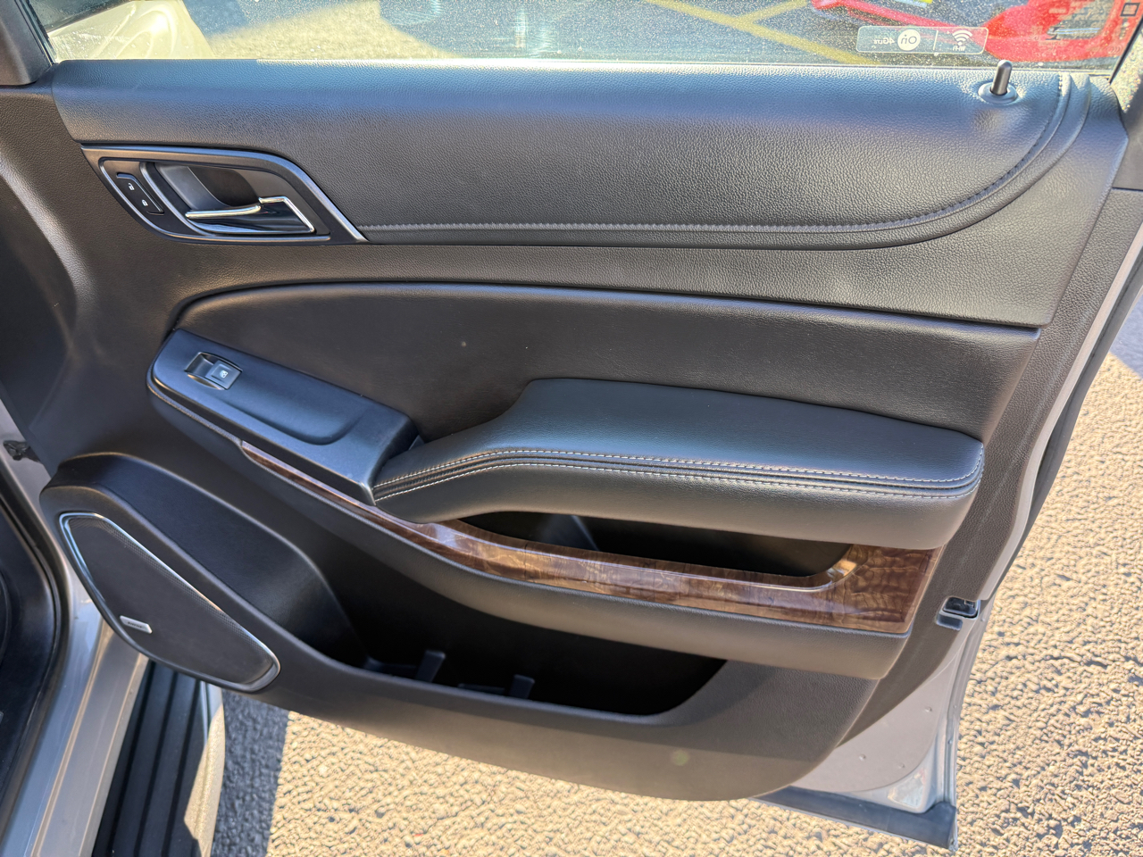 Chevrolet Tahoe  2018