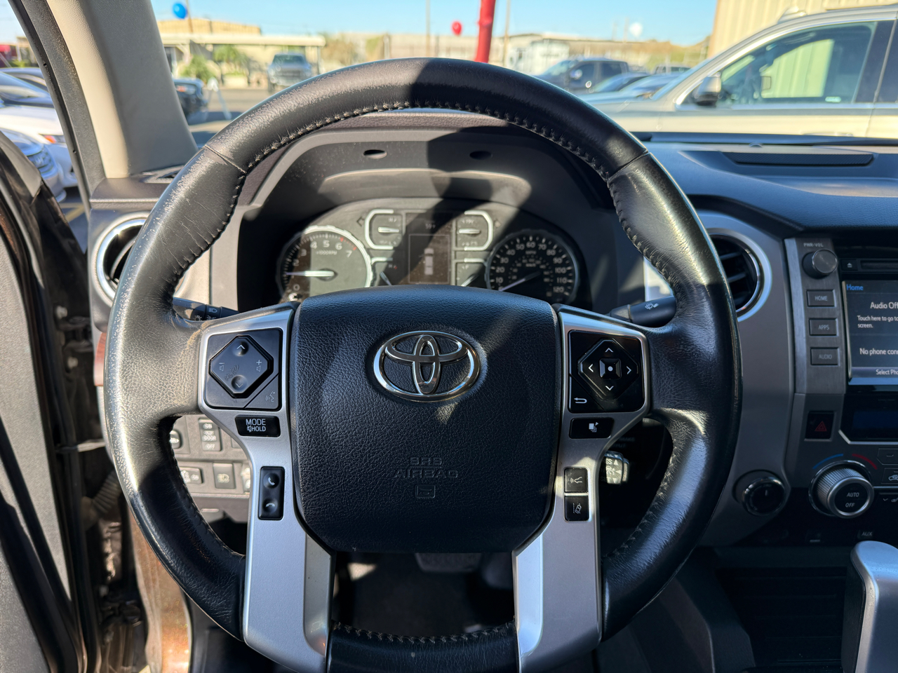 Toyota Tundra  2018