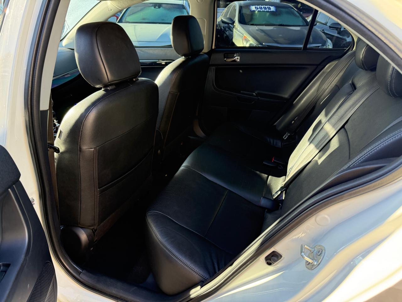 Mitsubishi Lancer  2012