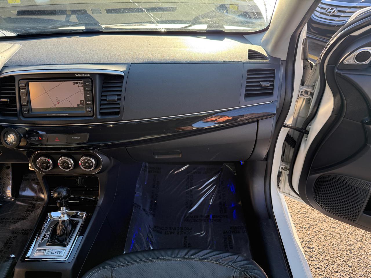 Mitsubishi Lancer  2012