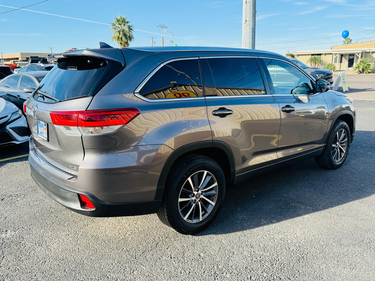 Toyota Highlander  2017