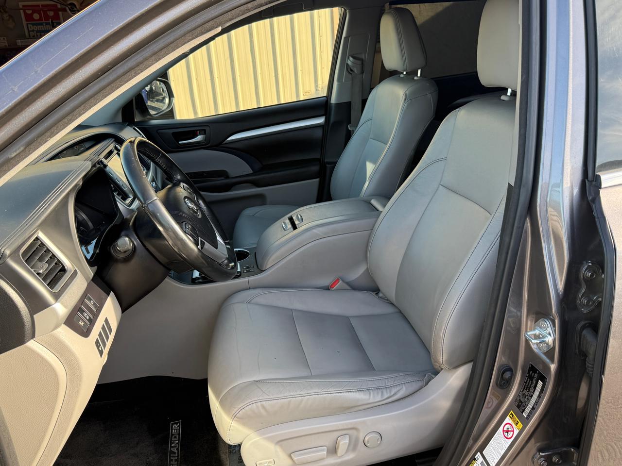 Toyota Highlander  2017