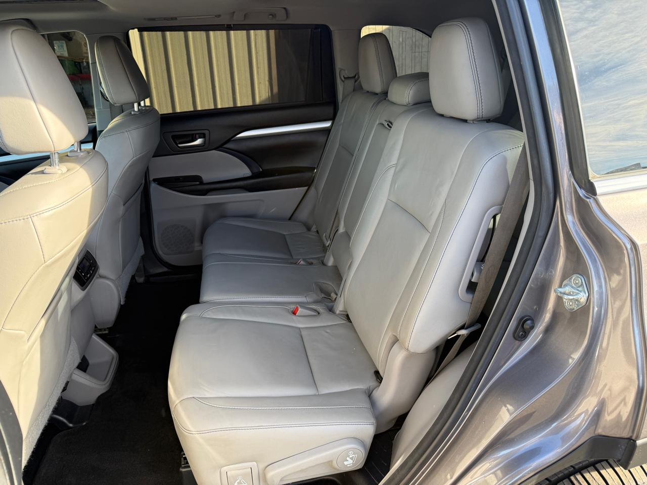 Toyota Highlander  2017