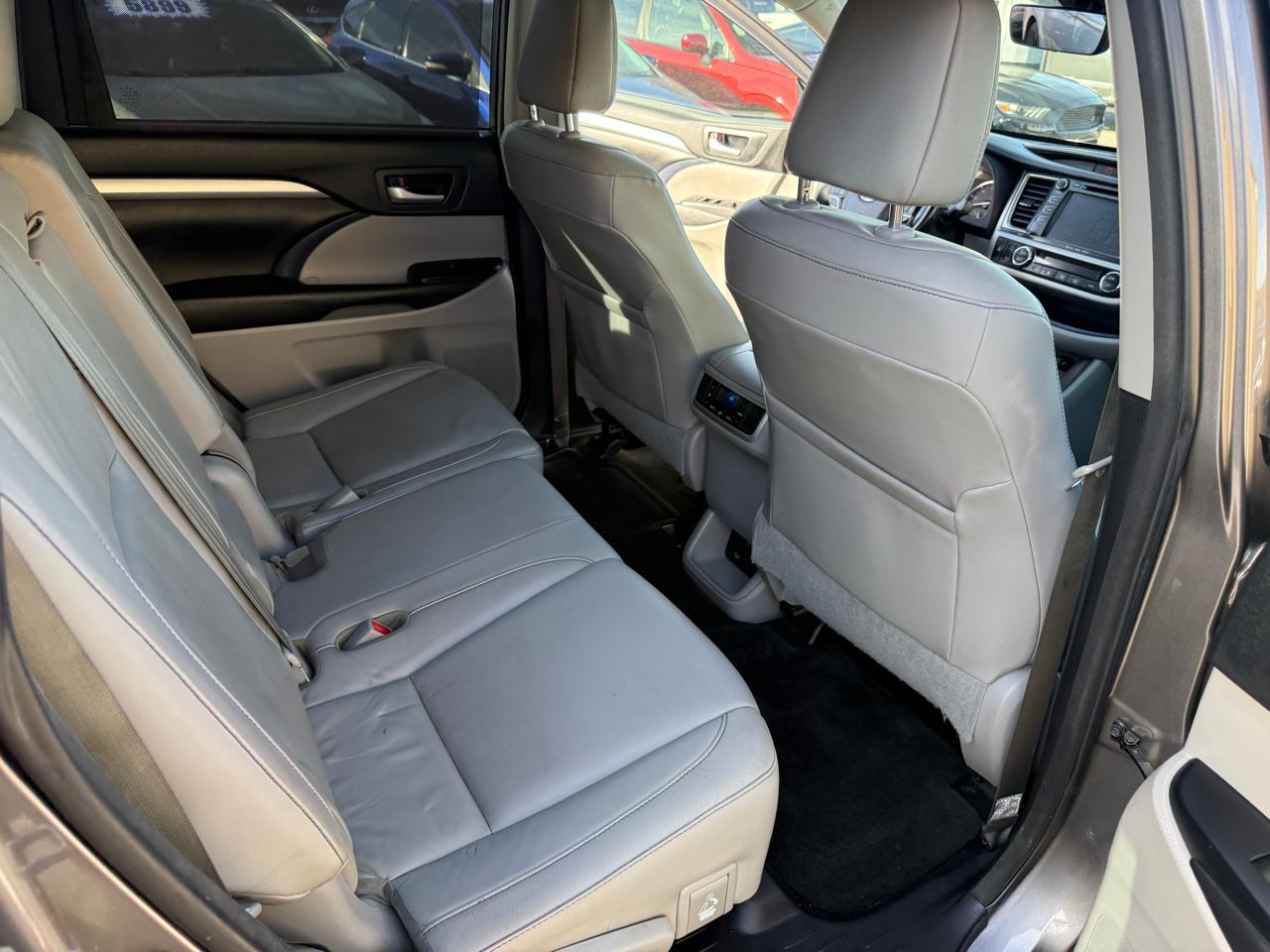 Toyota Highlander  2017