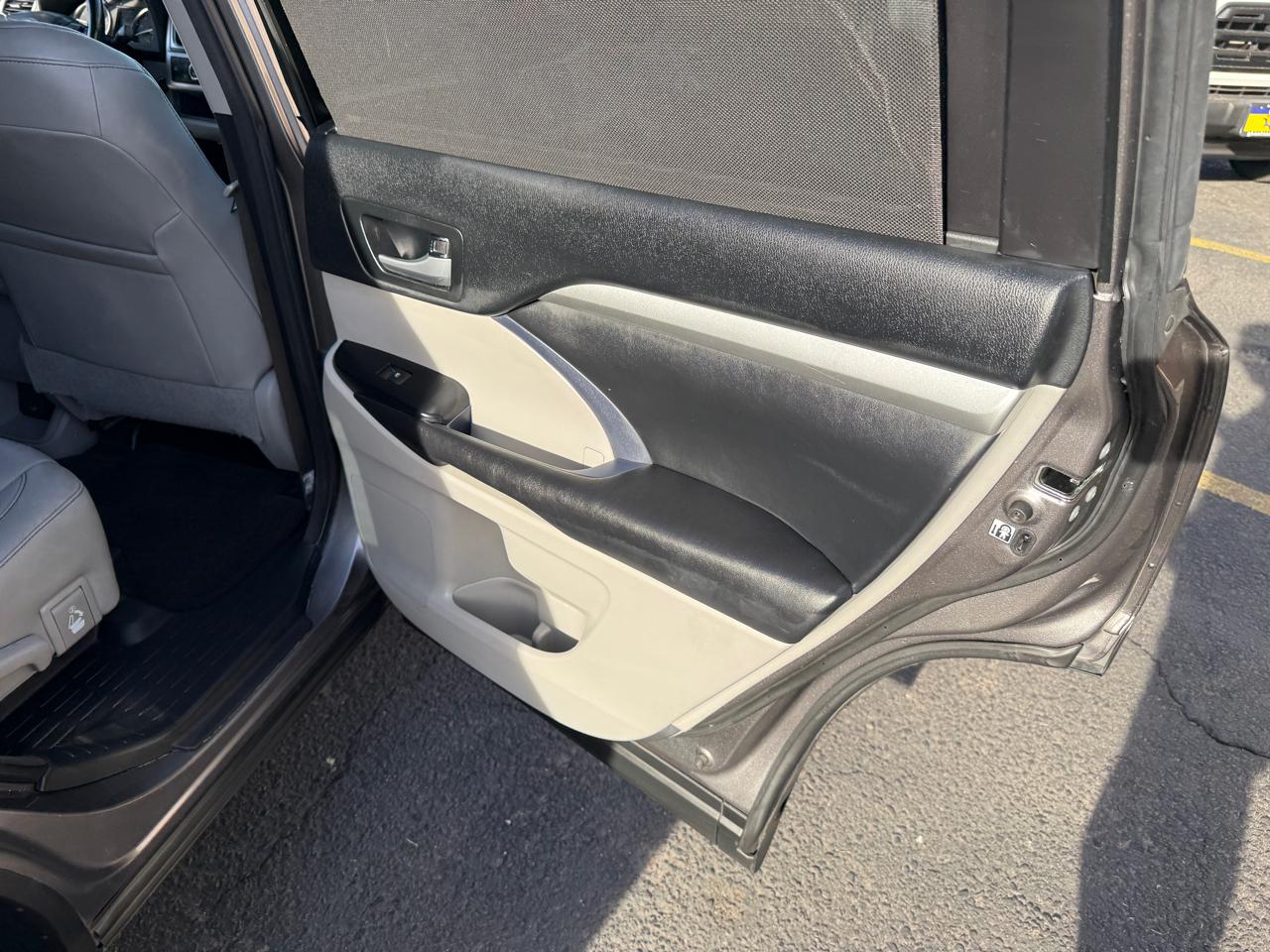 Toyota Highlander  2017